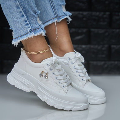 white lace up sneaker - charlie